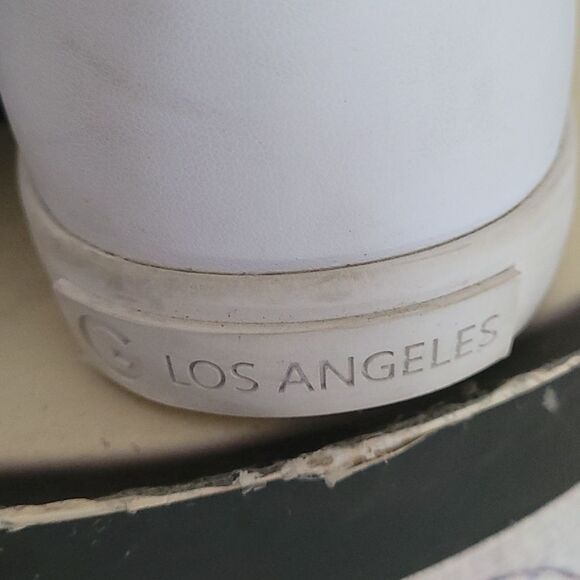 - Guess Tye Dye Sneakers - Picture 6 of 10